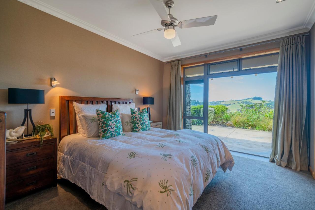 Luxury Country Retreat Apartment Cooks Beach Exterior photo